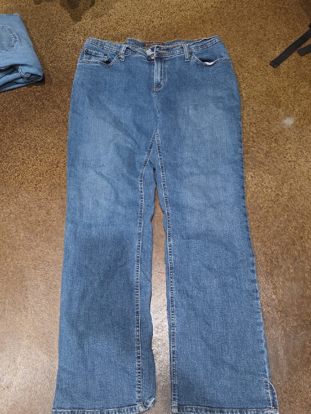 Real Ranch 16 Long Women's Mid Wash Denim Jeans